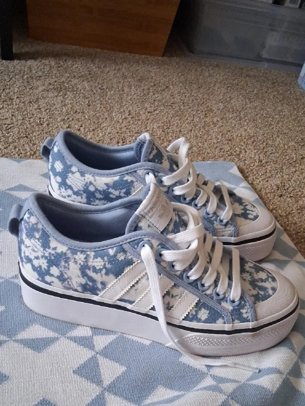 adidas Kids Light Blue and White Floral Sneakers